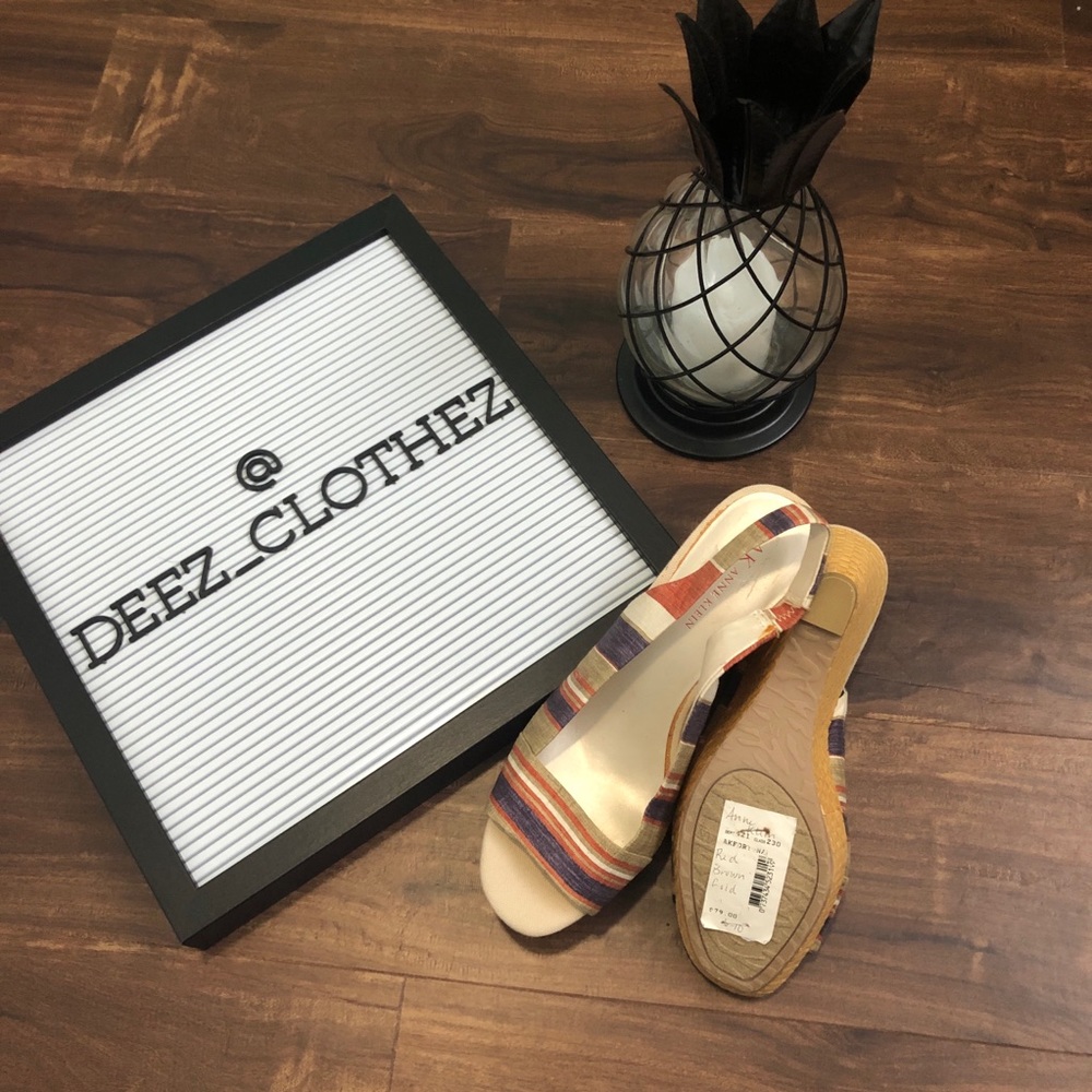 Striped Sling Back Wedges Size 7 - Picture 4 of 7